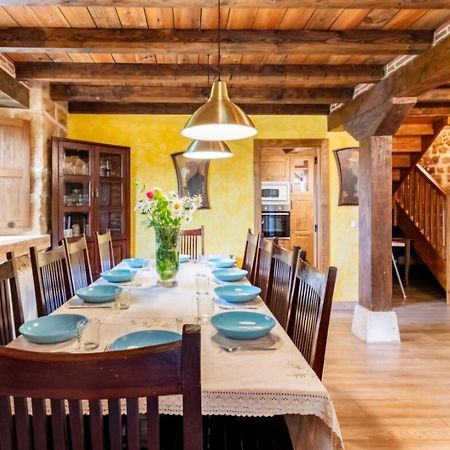Casa De Pueblo Las Golondrinas De Luena San Miguel de Luena Dış mekan fotoğraf