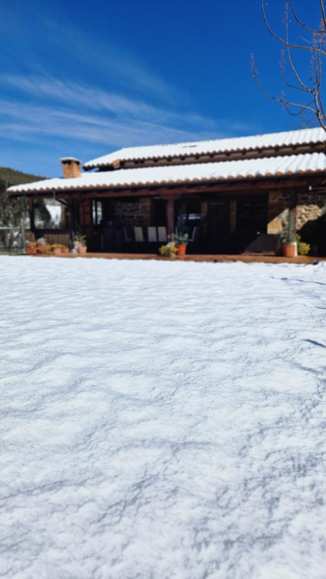 Casa De Pueblo Las Golondrinas De Luena San Miguel de Luena Dış mekan fotoğraf