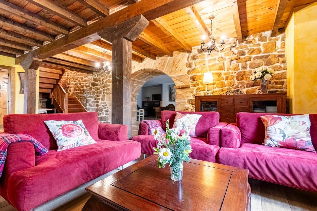 Casa De Pueblo Las Golondrinas De Luena San Miguel de Luena Dış mekan fotoğraf